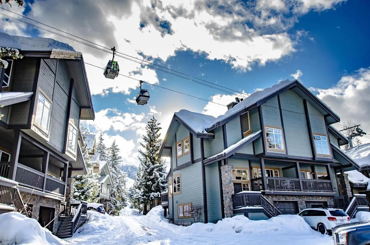 Snowy Creek 30 - Ski In Ski Out, Private Hot Tub, Short Walk To Whistler Village 0*,